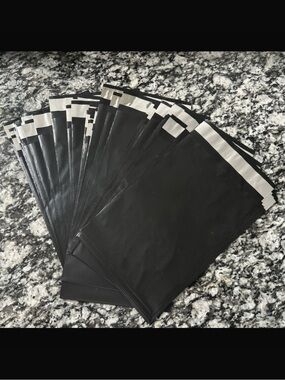 25 6X9 Black Poly Mailers